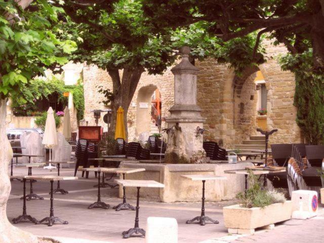 Soleil Et Ombre Hotel Villedieu  Exterior foto